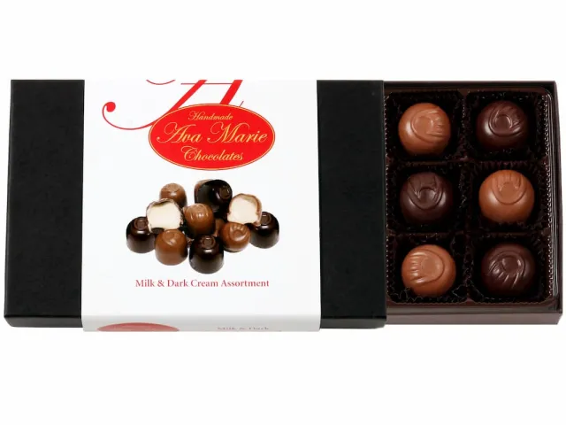 Milk and dark chocolate cremes